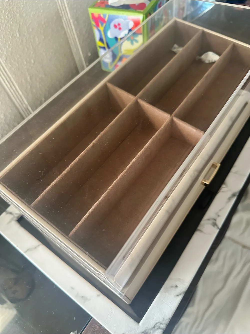 Clear Acrylic sunglasses/Jewelry Organizer with Velvet Compartments